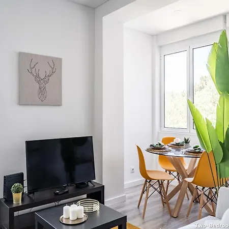 Appartement Akicity Campolide Sun