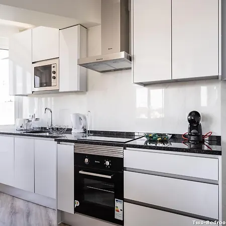 Appartement Akicity Campolide Sun *